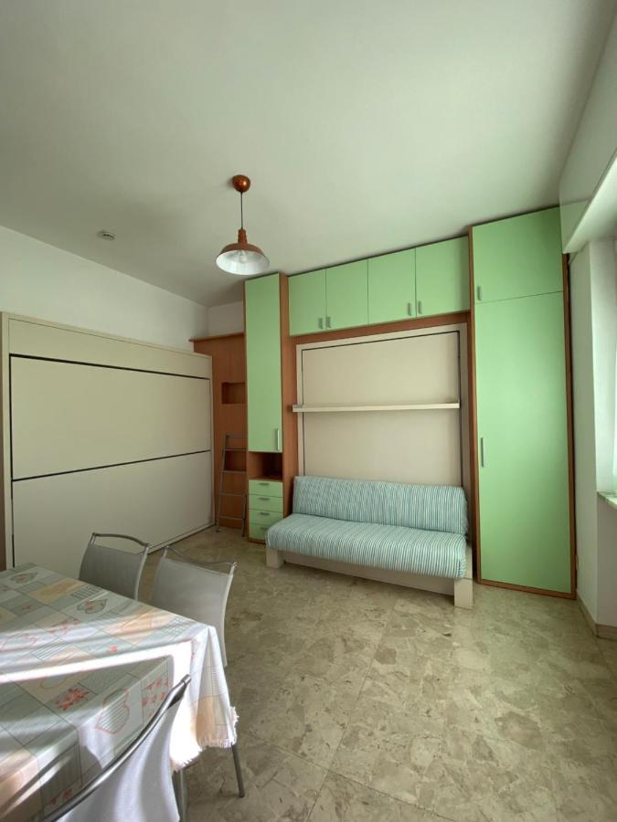 Residence Riviera Αλμπένγκα Εξωτερικό φωτογραφία